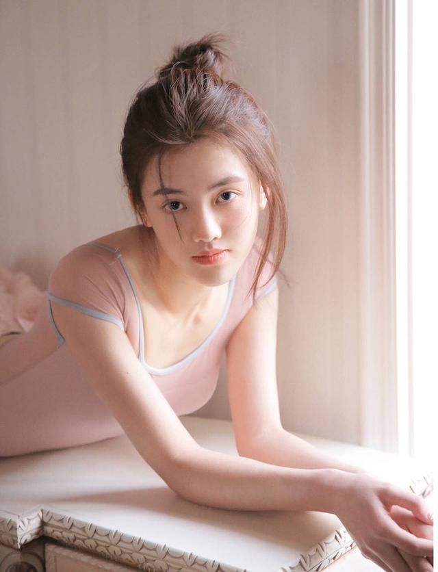 777778888精准免费四肖2025年和新奥2025正版资料大全,全面解析、专家解读与警惕虚假宣传-全面解析、解释与落实_: 令人期待的调查结果，这背后隐藏着什么？