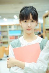 2025年免费正版资料大全，全面解析、专家解读与警惕虚假宣传_: 引发热议的现象，难道不值得我们关注？
